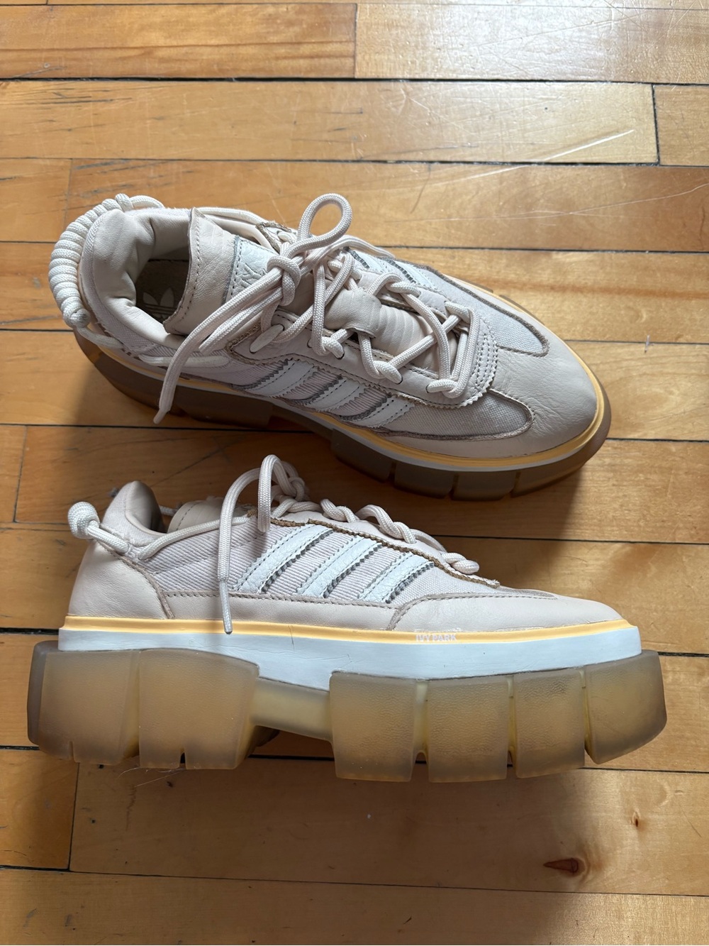 Adidas x Ivy Park Sz 6.5 Super Sleek Chunky Platform Sneakers In Halo Ivory
